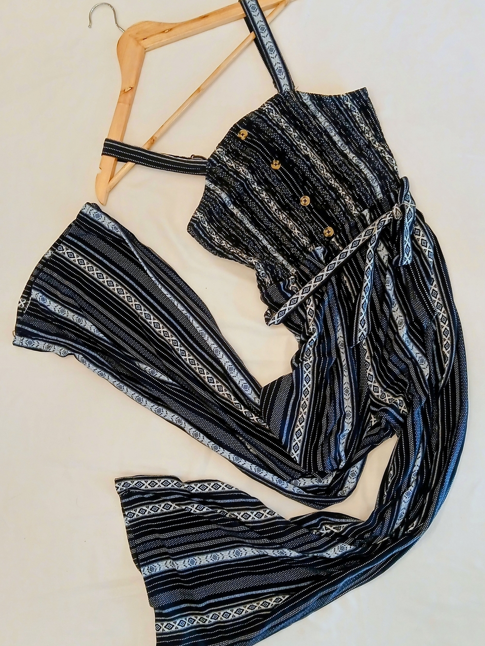 No Boundaries Blue White Boho Geometric Striped Wide Leg Jumpsuit Womens Medium